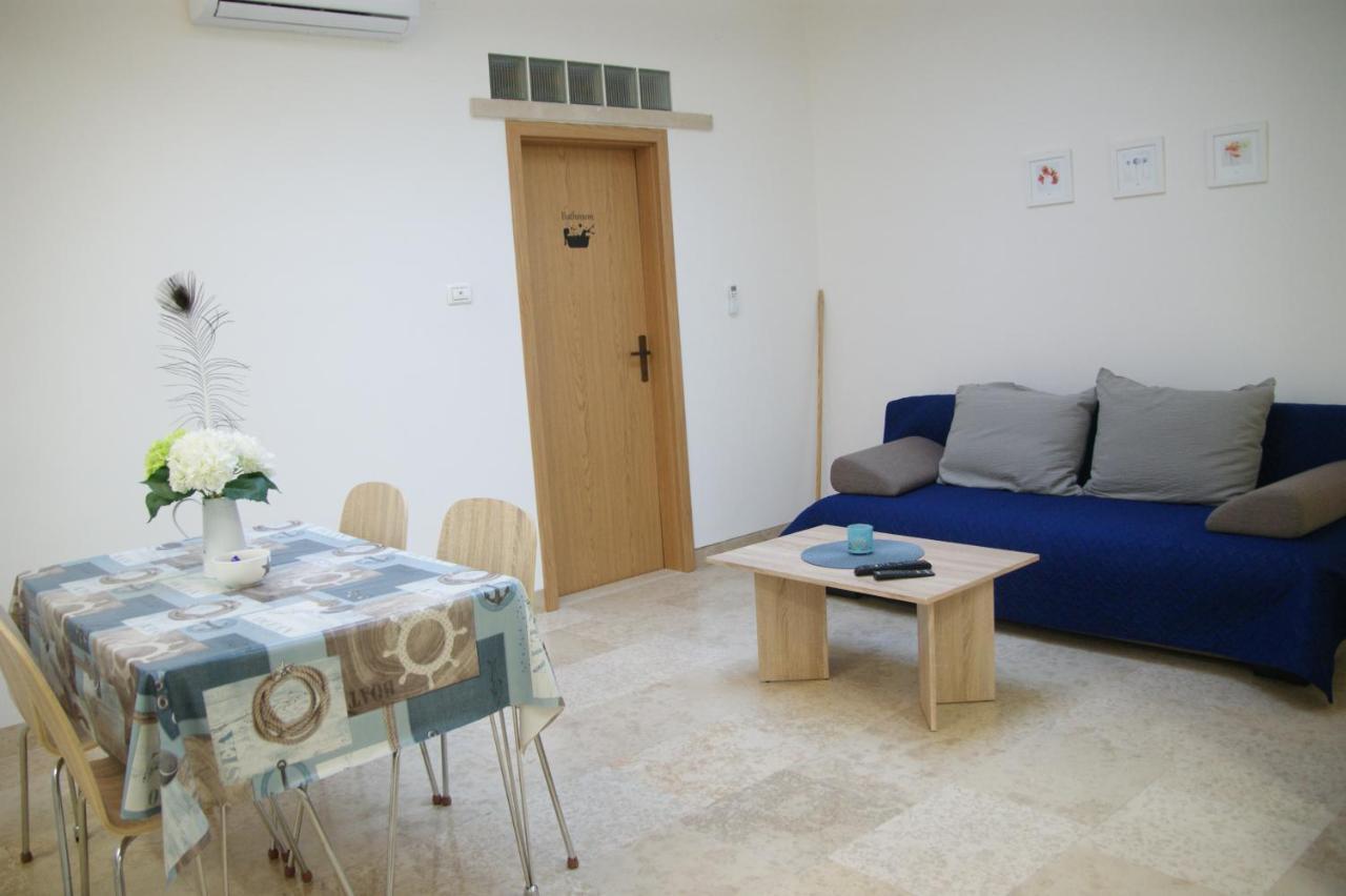 Apartman Ivana プーラ エクステリア 写真